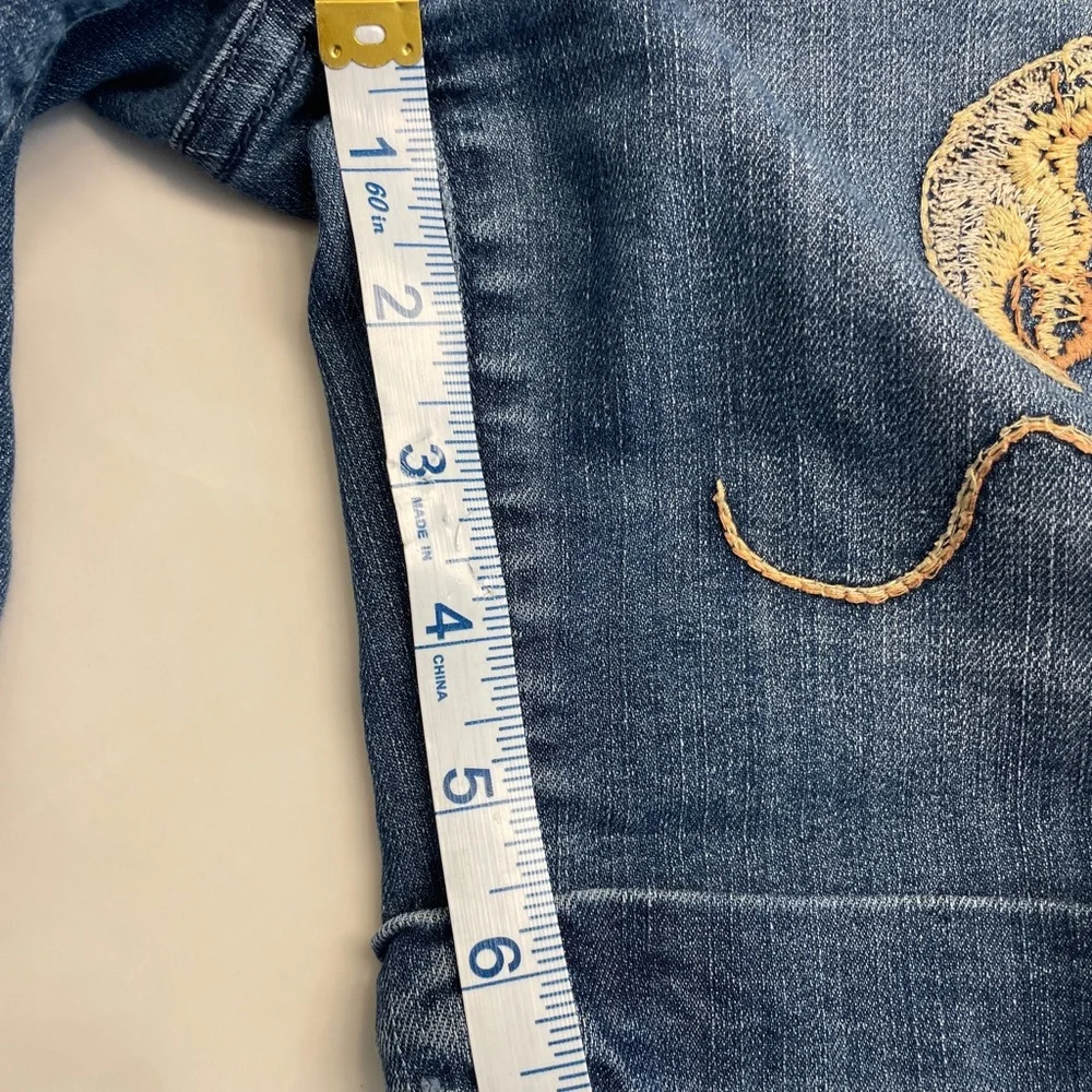 Anthropologie ETT TWA Denim Jean Shorts with Lobster Embroidery - Picture 5 of 6